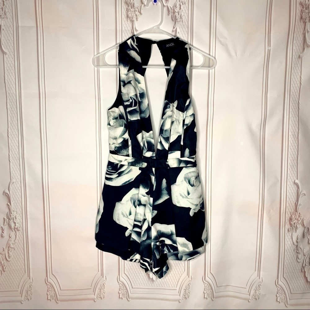 Angl Floral Romper